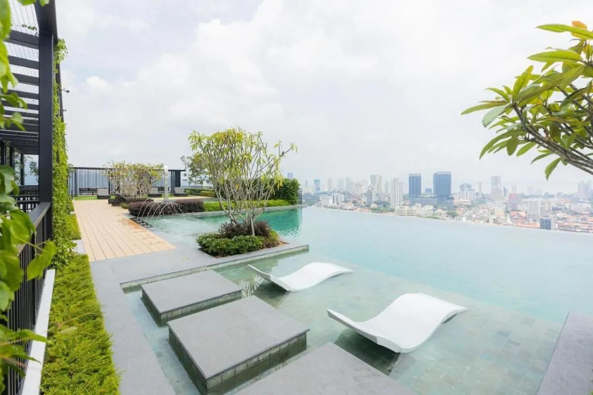 Luxury 2Br Sunnysuite Sky Pool Breathtaking Views Τζωρτζ Τάουν