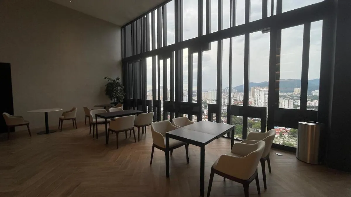 Διαμέρισμα Luxury 2Br Sunnysuite Sky Pool Breathtaking Views Τζωρτζ Τάουν