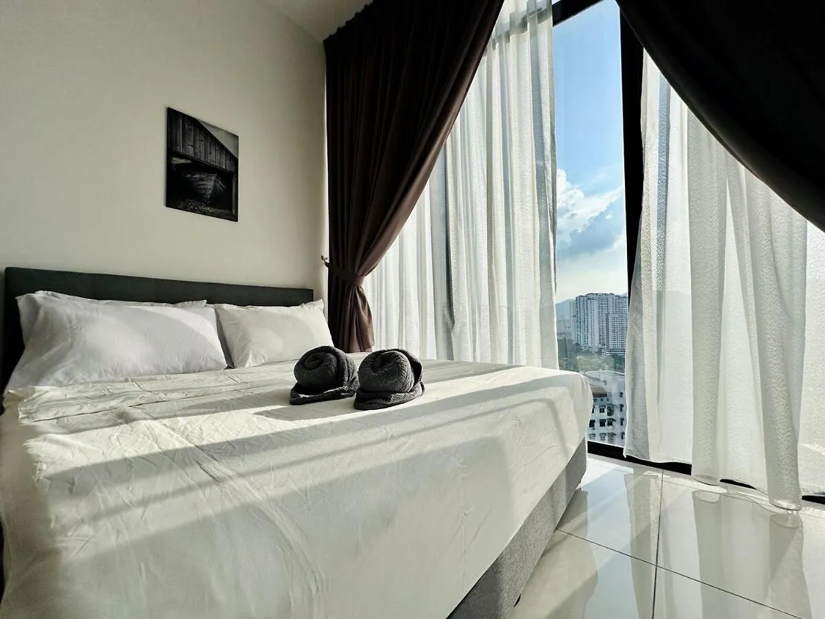 Luxury 2Br Sunnysuite Sky Pool Breathtaking Views Τζωρτζ Τάουν 0*,  Μαλαισία